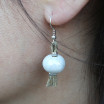Boucles d\'oreille de perles en céramique écru